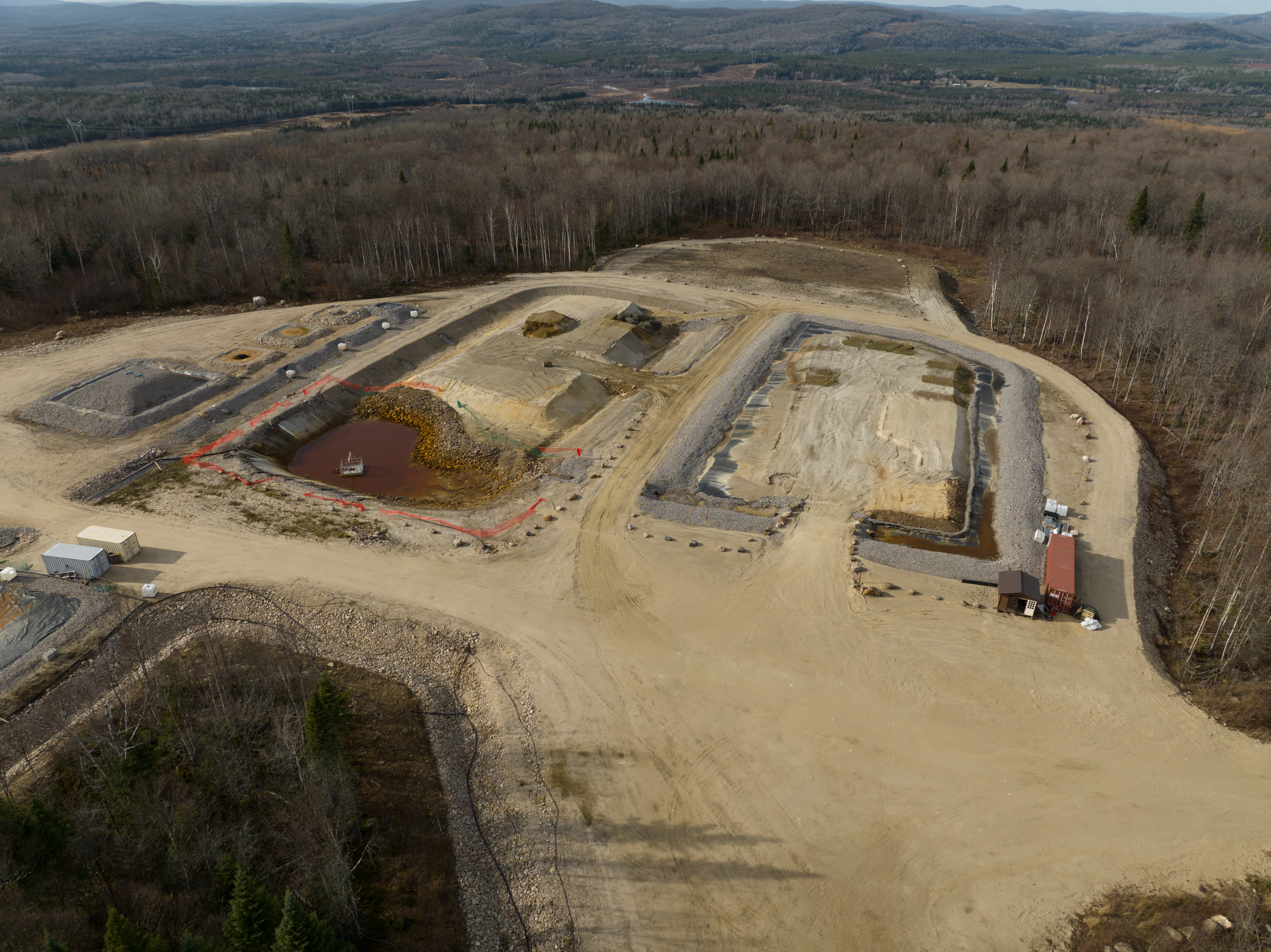 Une partie de la mine vue d'en haut - mine NMG